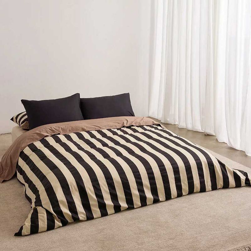 HOMMEY. Stripes Quilt Cover image number 2